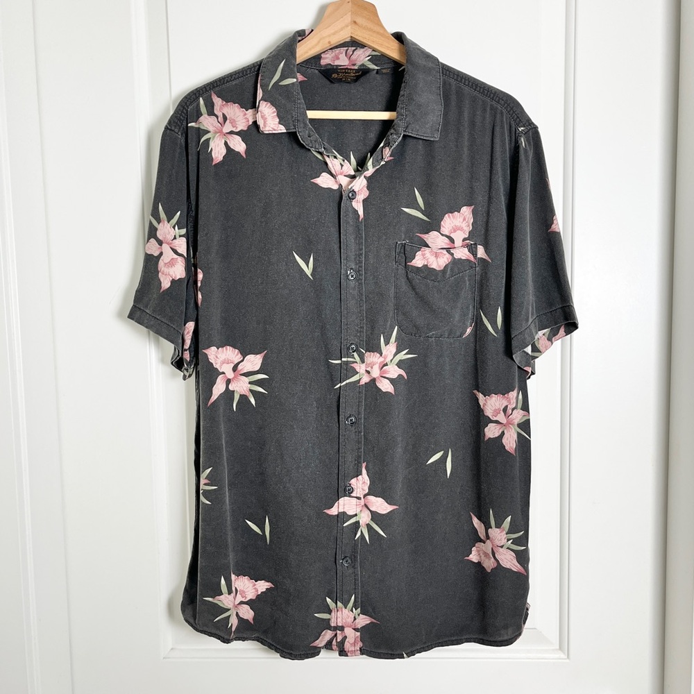 Cotton On Vintage Remastered Faded Black Pink Tropical Floral Hawaiian Shirt, M